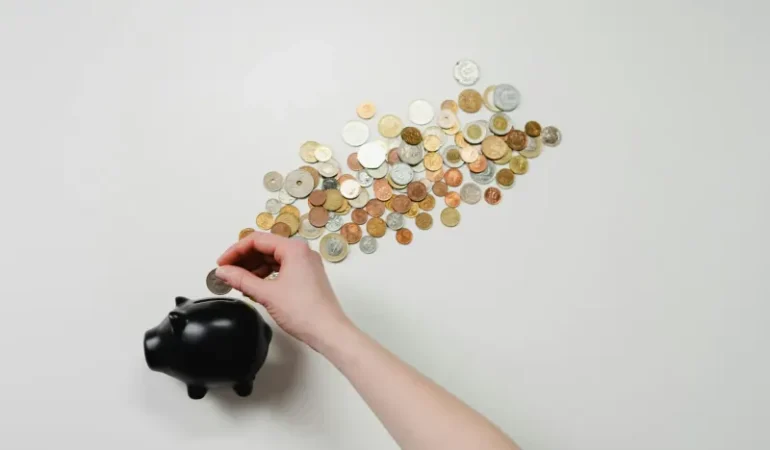 Market Panik İçinde! Açık Kapıdan Giren Fare Ortalığı Karıştırdı