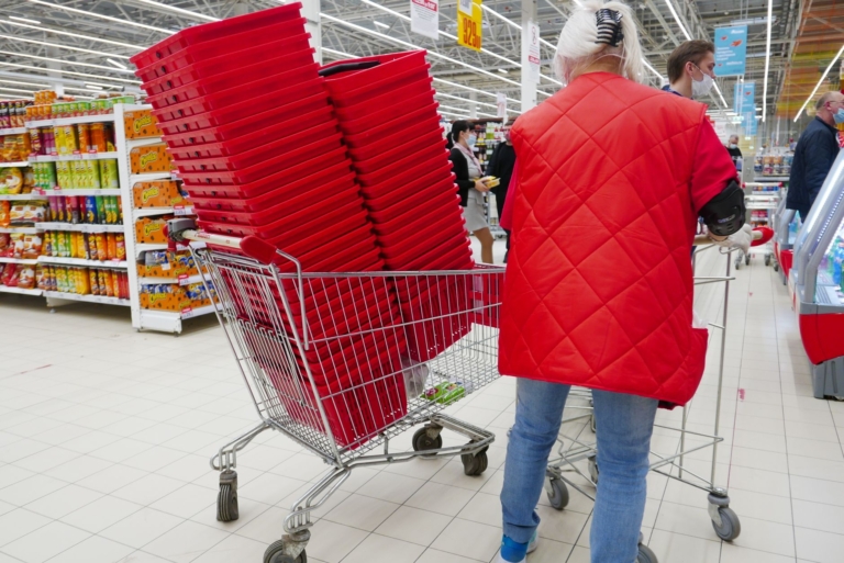 Aldi ve Lidl, yeni düzenlemelerle rekabete dahil olacak